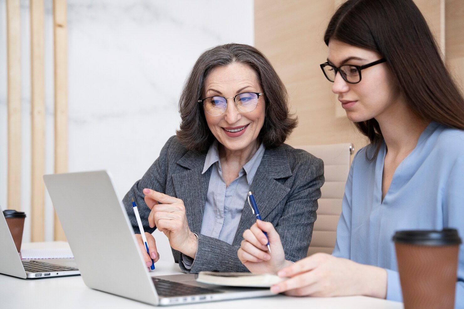 Building Effective Feedback Mechanisms for Women in the Workplace 