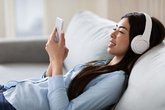 Podcasts every working woman should listen to