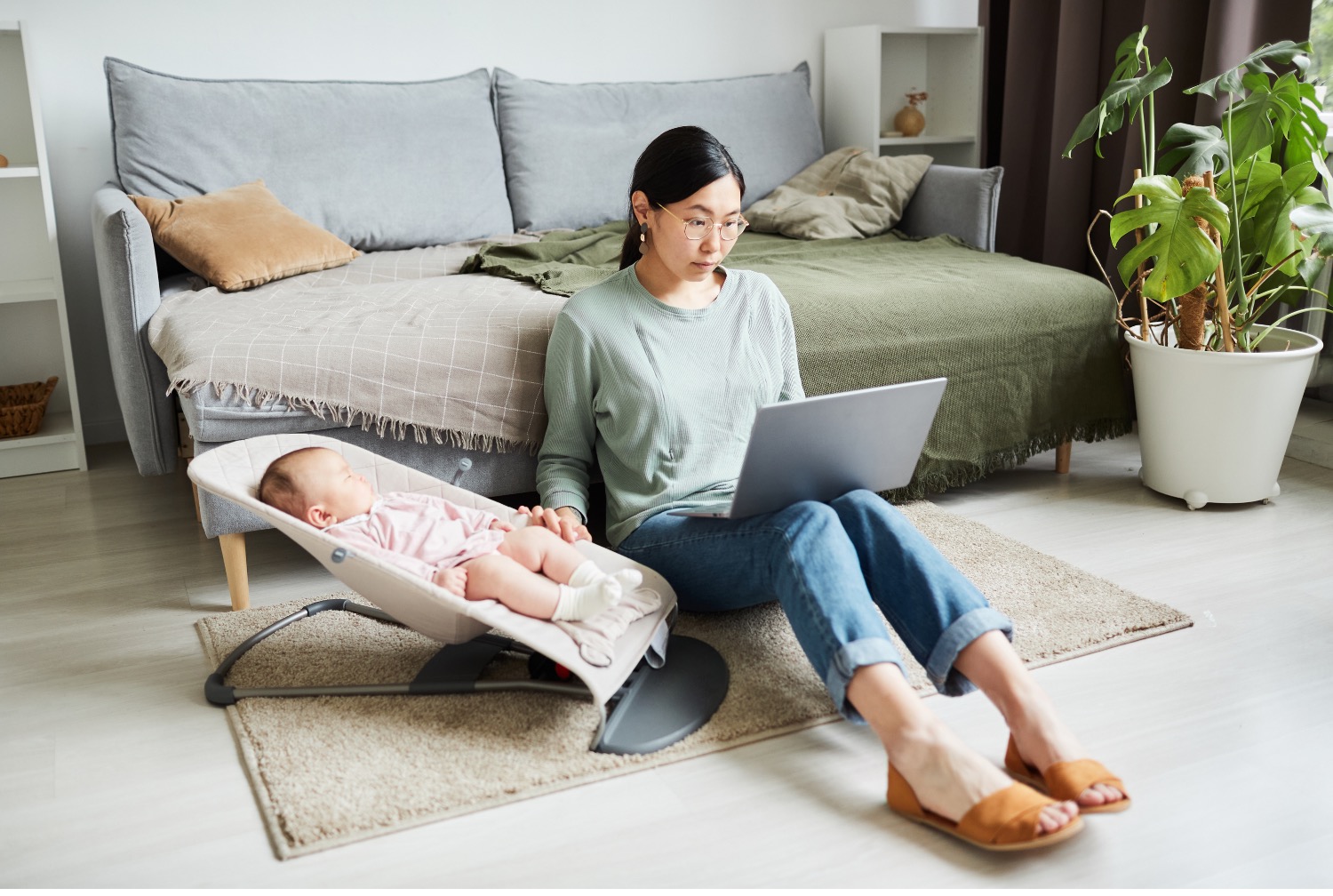 The Juggling Act: How Busy Career Women Can Achieve Work Life Harmony with Effective Time Management